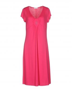 Платье до колена  - Розовый цвет