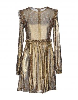 Короткое платье  - Белый цвет