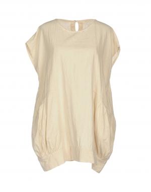 Короткое платье  - Бежевый цвет