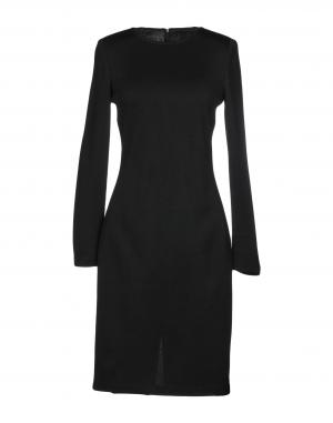 Короткое платье  - Черный цвет