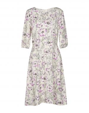 Платье до колена  - Белый цвет