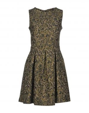 Короткое платье  - Черный цвет