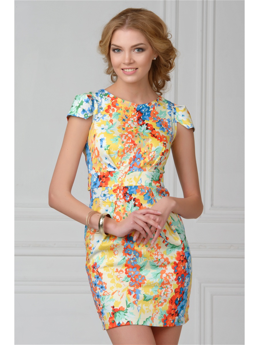 Реклама мужской спортивной одежды. Mark одежда. Mark'a одежда женская. Бомбер marc cain. Парень в спортивной одежде.