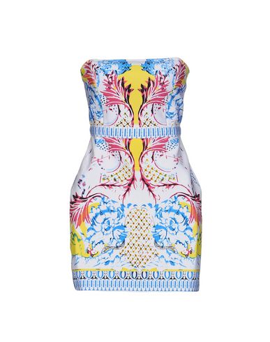 короткое платье  - Белый цвет