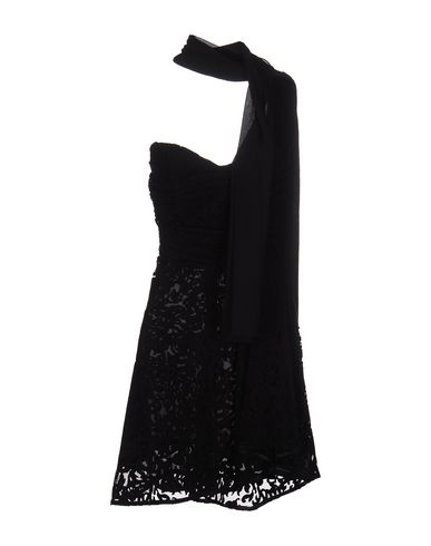 короткое платье  - Черный цвет