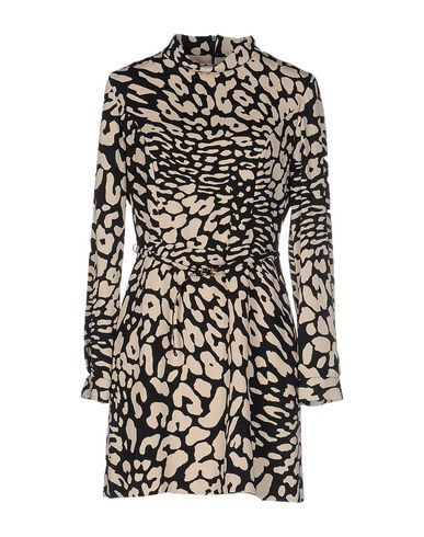 короткое платье  - Бежевый цвет