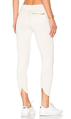 Брюки n:PHILANTHROPY