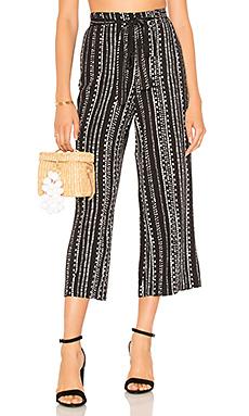 Брюки cupcakes and cashmere Брюки cupcakes and cashmere