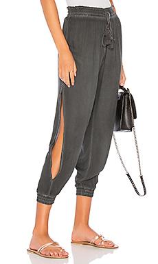 Брюки Young Fabulous & Broke