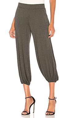 Брюки Norma Kamali