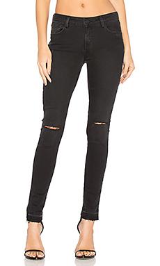 Джинсы Etienne Marcel Джинсы Etienne Marcel