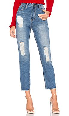 Джинсы by the way.