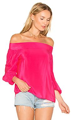 Топ Amanda Uprichard