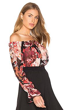 Топ Elizabeth and James