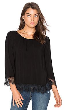 Топ Velvet by Graham & Spencer