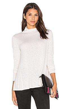 Топ Velvet by Graham & Spencer