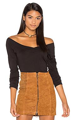 Топ Velvet by Graham & Spencer