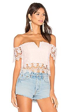 Топ Yumi Kim Топ Yumi Kim