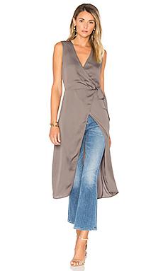 Футболка L'Academie