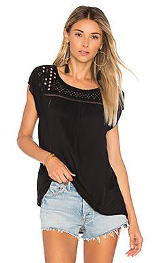 Футболка Sanctuary