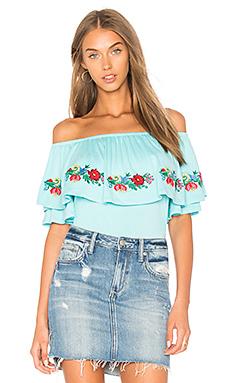 Топ VAVA by Joy Han