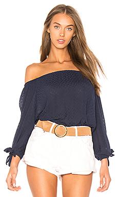 Топ Velvet by Graham & Spencer