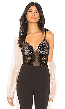 Боди Chrissy Teigen