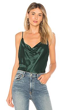 Футболка L'Academie