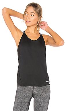 Топ Nike