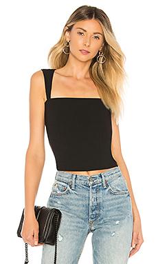 Футболка About Us