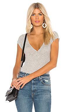 Топ Velvet by Graham & Spencer