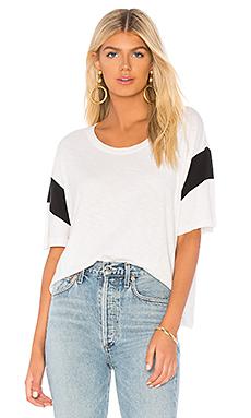 Футболка SUNDRY