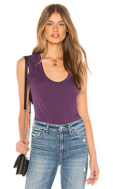 Футболка Velvet by Graham & Spencer