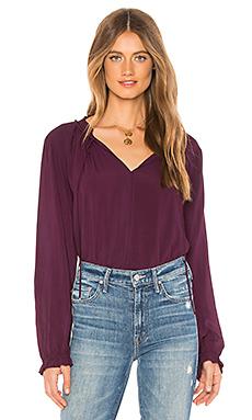 Топ Velvet by Graham & Spencer