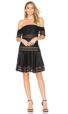 Платье  - Черный цвет