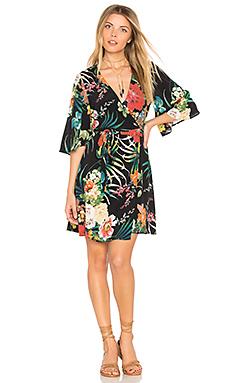 Платье Backstage