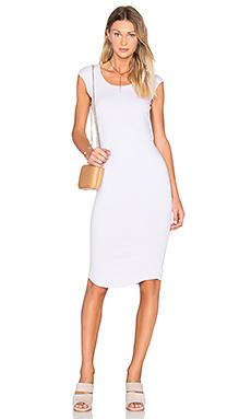 Платье MONROW Платье MONROW