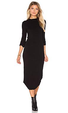 Платье MONROW Платье MONROW