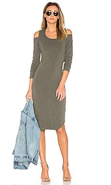 Платье MONROW Платье MONROW