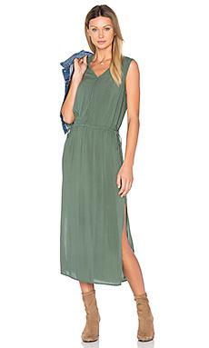 Платье YFB CLOTHING Платье YFB CLOTHING