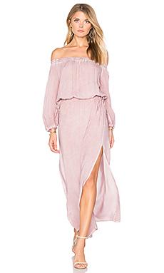 Платье YFB CLOTHING Платье YFB CLOTHING