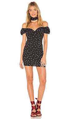 Платье by the way.