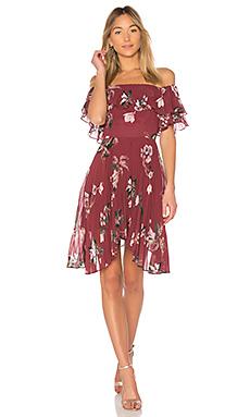 Платье keepsake Платье keepsake