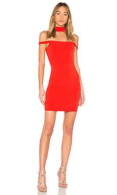 Платье by the way.