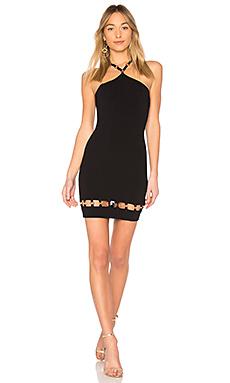 Платье by the way.