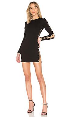 Платье by the way.