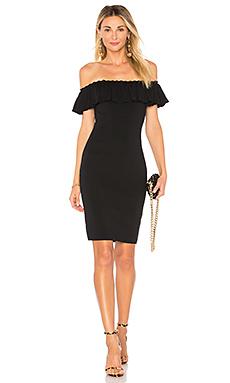 Платье by the way.