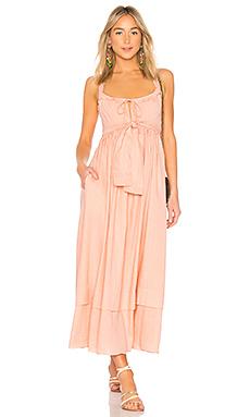 Платье  - Розовый цвет