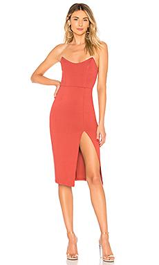 Платье by the way.