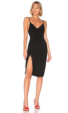 Платье About Us